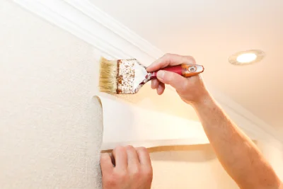 Pose de papier peint à Ballan-Miré — revêtements muraux et toiles de verre